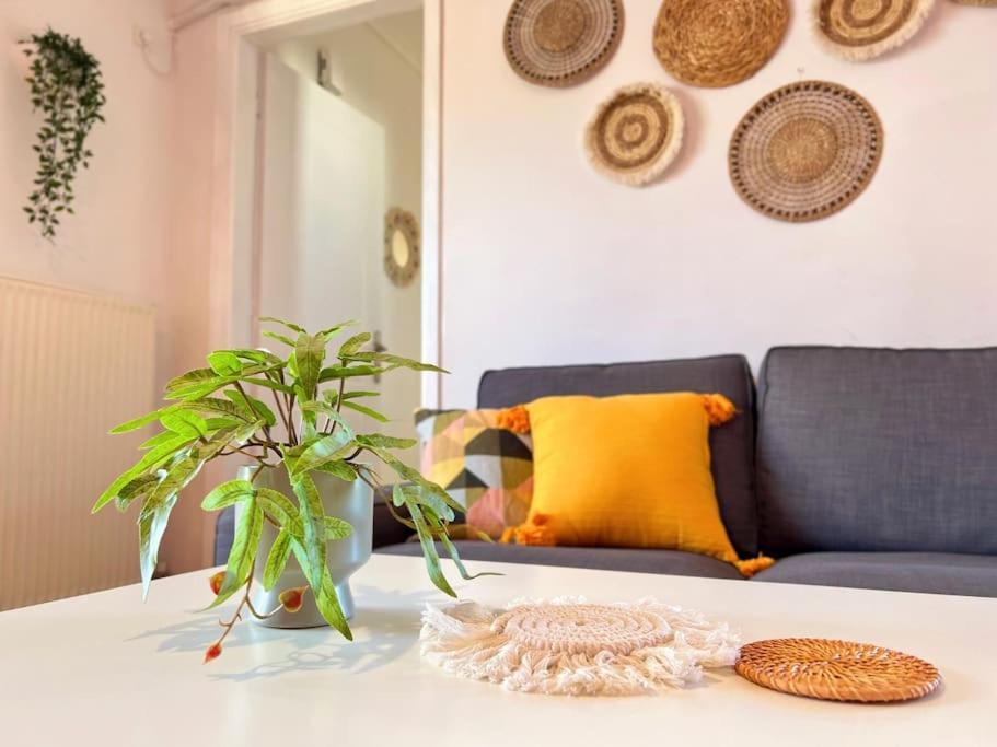 Cozy Fairytal Garden Apartment, Family Friendly, Free Parking, 15 Min To Airport