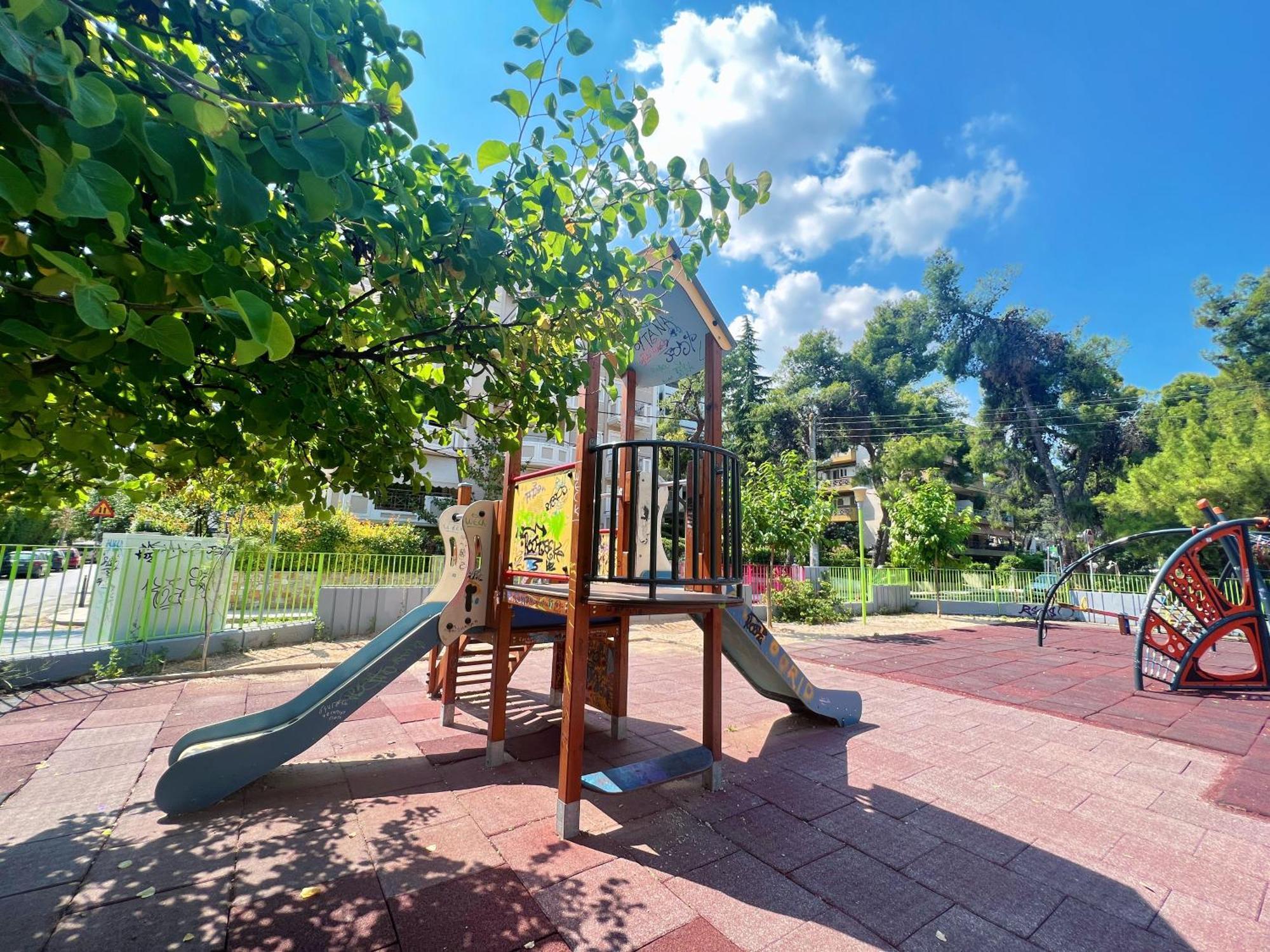 Cozy Fairytal Garden Apartment, Family Friendly, Free Parking, 15 Min To Airport *