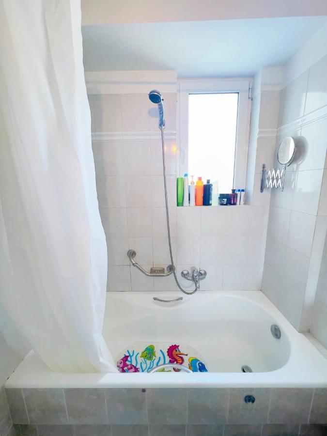 Cozy Fairytal Garden Apartment, Family Friendly, Free Parking, 15 Min To Airport Apartamento Atenas