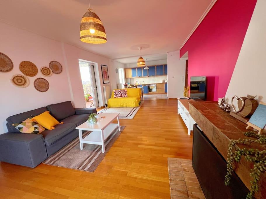 Cozy Fairytal Garden Apartment, Family Friendly, Free Parking, 15 Min To Airport Apartamento Atenas